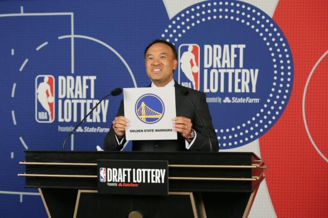 九游体育app-乐透抽签即将开启 勇士最美的梦应该怎么做？